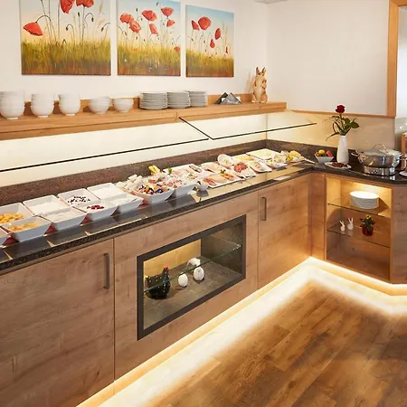 Hotell & Ferienappartements Edelweiss