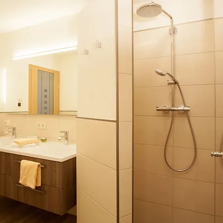 & Edelweiss מלון 4*