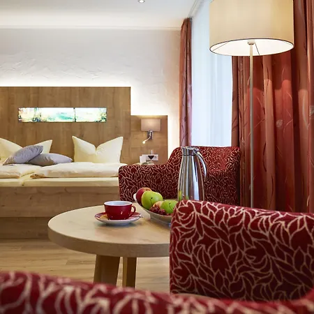 & Edelweiss מלון 4*