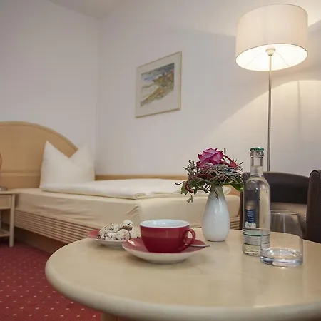 & Edelweiss Willingen (Upland)