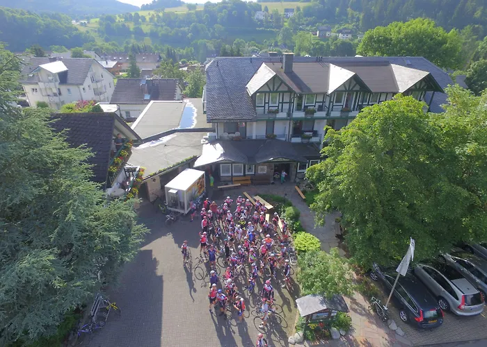 & Ferienappartements Edelweiss Hotell 4*