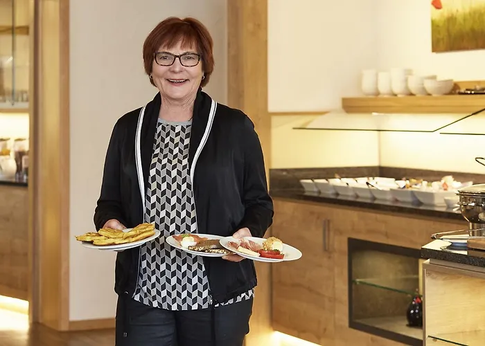 Hotel & Edelweiss 4*